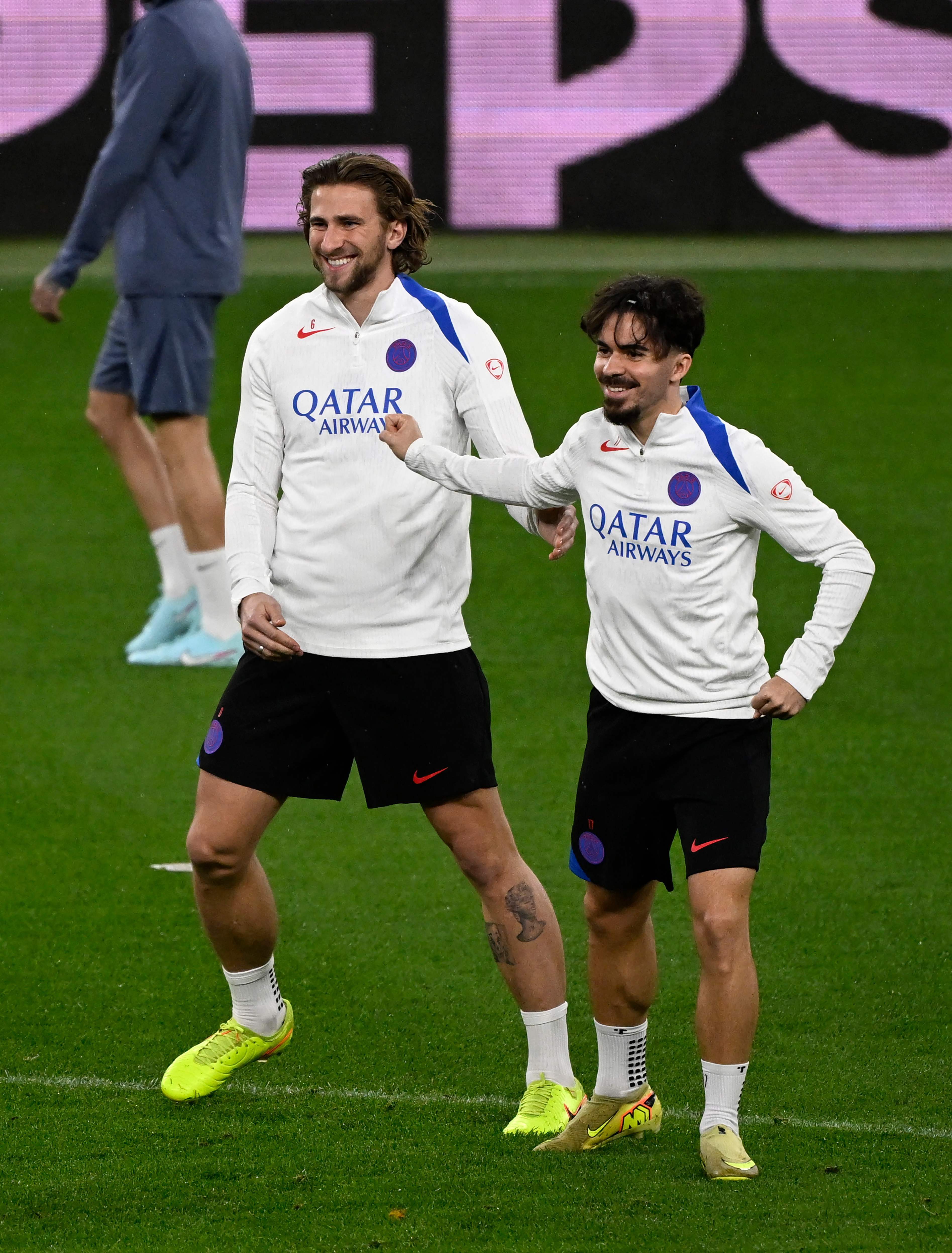 华体会体育-包含巴黎圣日耳曼今晨刷新队史纪录集结日上海海港备战欧冠，这一次真的纳达尔在西班牙队比赛中问鼎冠军的词条